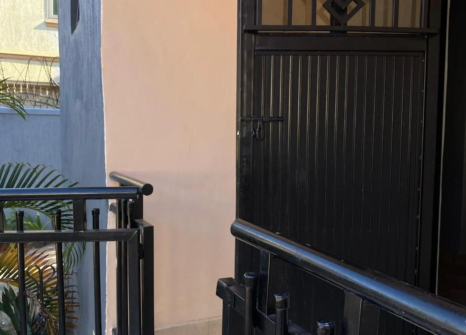 Ha Luxury Air B&B2 Kampala Homestay