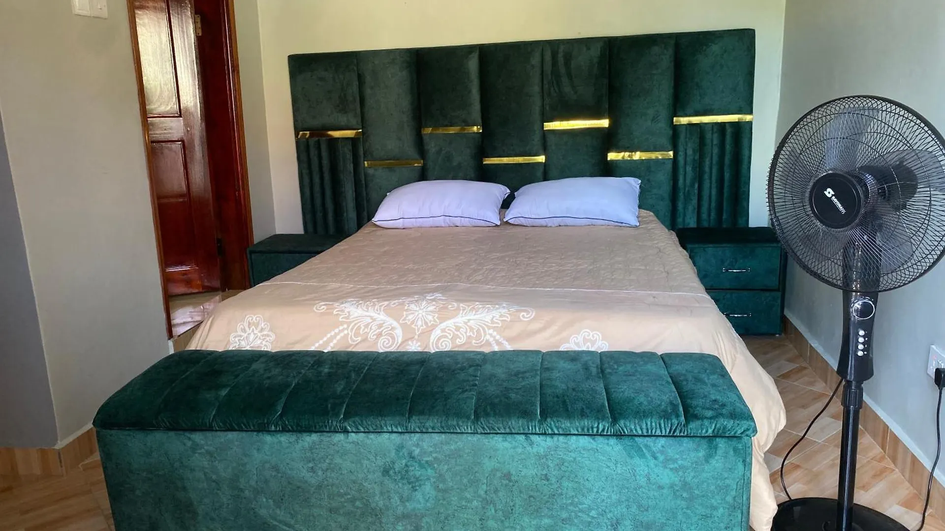 Ha Luxury Air B&B2 Kampala 0*,  Uganda